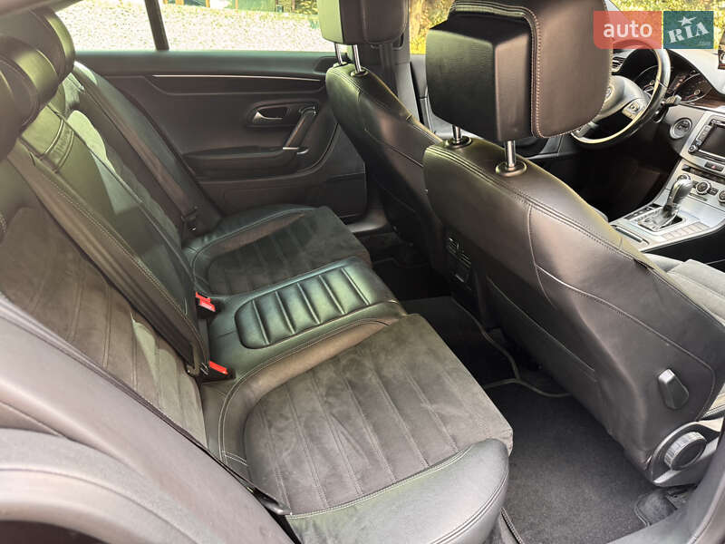 Купе Volkswagen CC / Passat CC 2012 в Львове