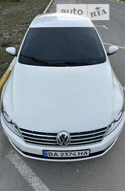 Купе Volkswagen CC / Passat CC 2013 в Києві