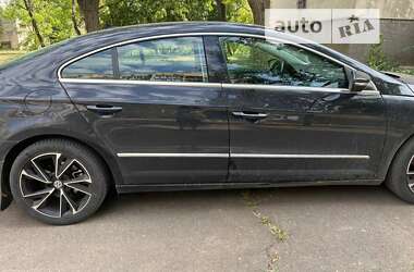 Купе Volkswagen CC / Passat CC 2011 в Білгороді-Дністровському