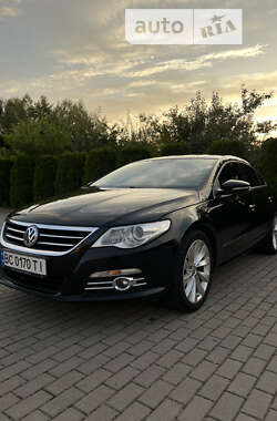 Купе Volkswagen CC / Passat CC 2009 в Львове