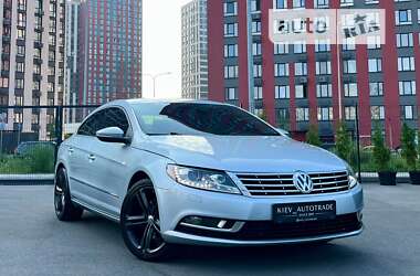 Купе Volkswagen CC / Passat CC 2013 в Киеве