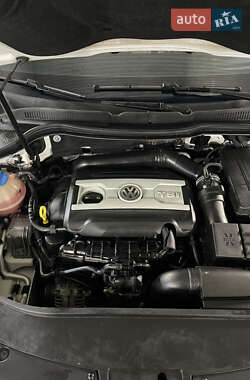 Купе Volkswagen CC / Passat CC 2015 в 