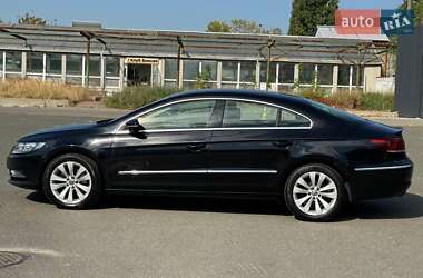 Купе Volkswagen CC / Passat CC 2014 в 