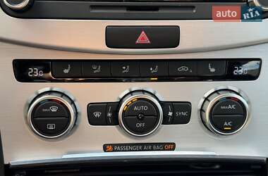 Купе Volkswagen CC / Passat CC 2014 в 