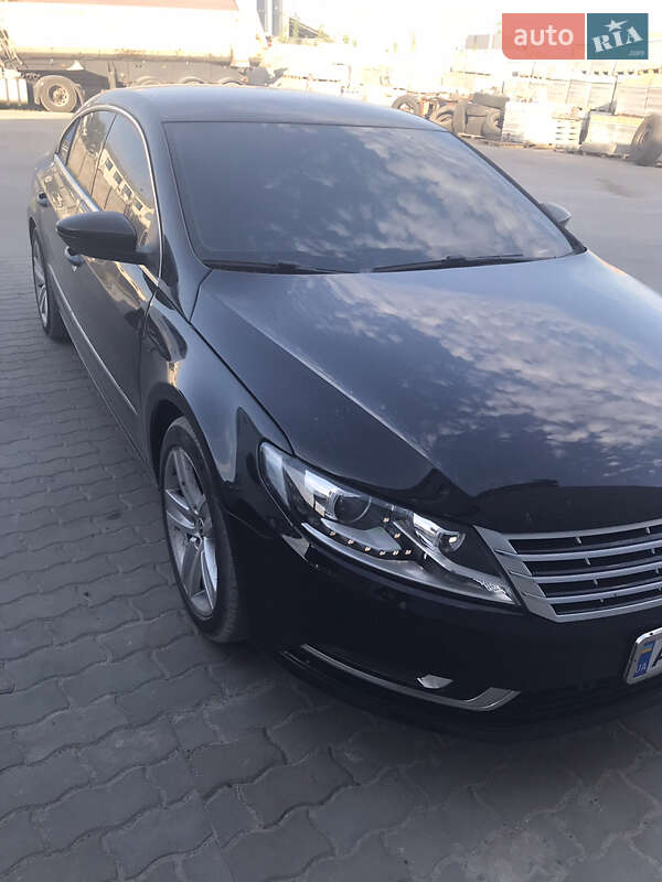 Купе Volkswagen CC / Passat CC 2012 в Боярке