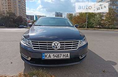 Купе Volkswagen CC / Passat CC 2012 в Киеве