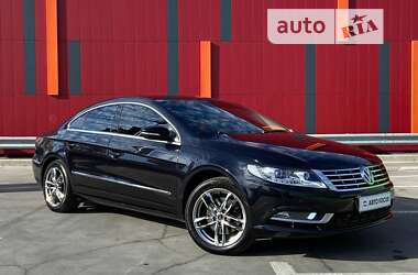 Купе Volkswagen CC / Passat CC 2012 в Києві