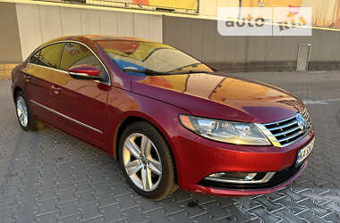 Купе Volkswagen CC / Passat CC 2013 в Киеве