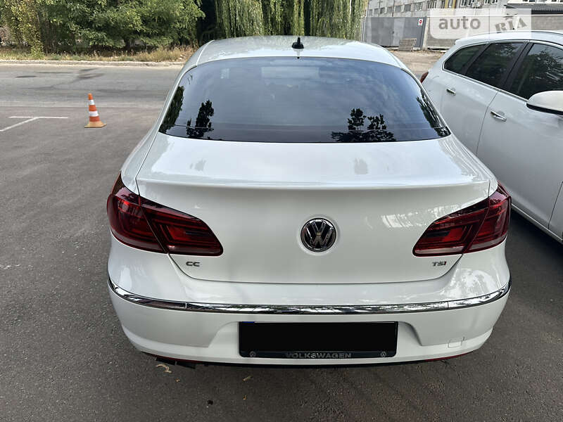 Купе Volkswagen CC / Passat CC 2015 в Киеве фото 11 Купе Volkswagen CC / Passat CC 2015 в Киеве