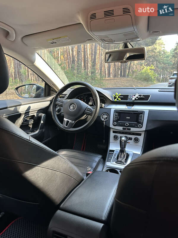 Купе Volkswagen CC / Passat CC 2012 в Ахтырке