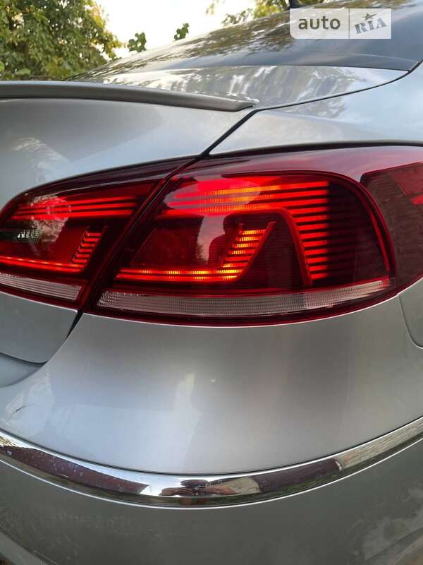 Купе Volkswagen CC / Passat CC 2012 в Івано-Франківську