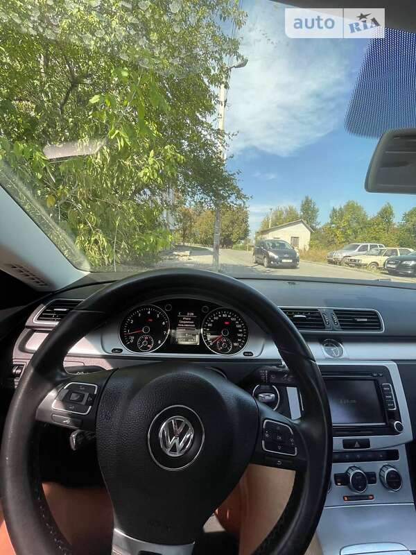 Купе Volkswagen CC / Passat CC 2012 в Івано-Франківську