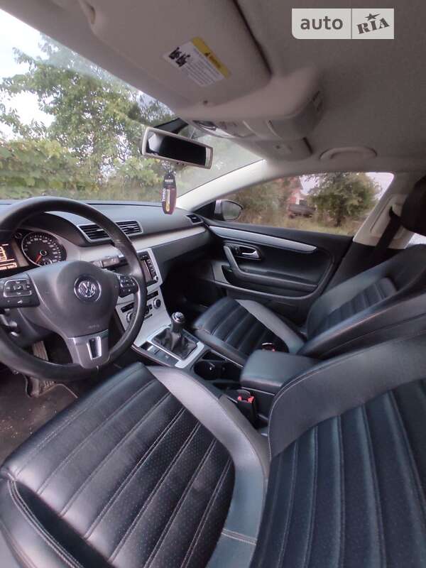 Купе Volkswagen CC / Passat CC 2012 в Івано-Франківську