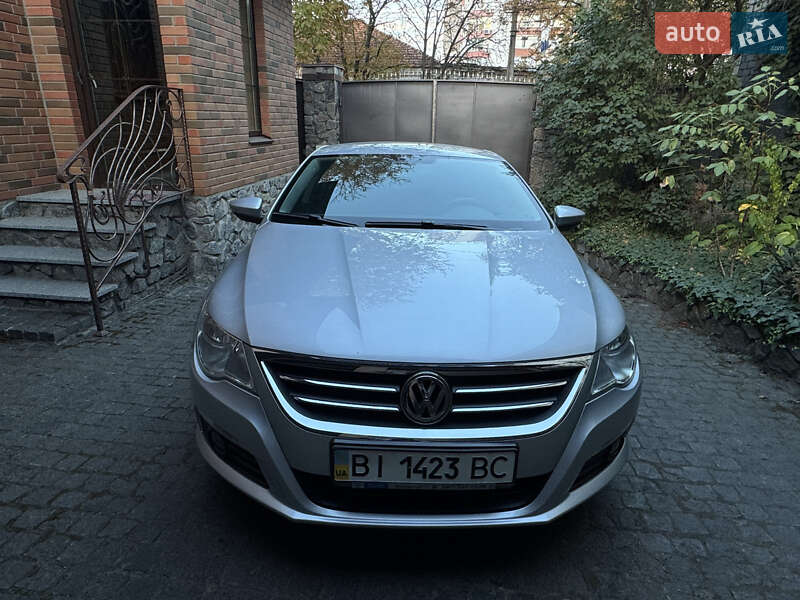 Купе Volkswagen CC / Passat CC 2009 в Кременчуці