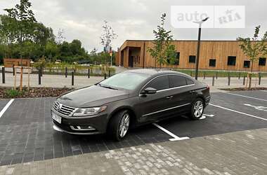 Купе Volkswagen CC / Passat CC 2012 в Львове