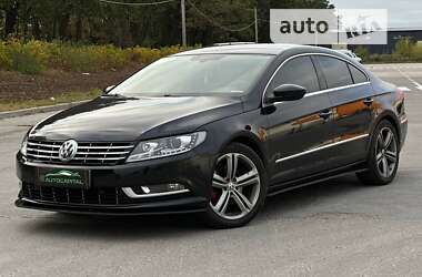 Купе Volkswagen CC / Passat CC 2012 в Киеве