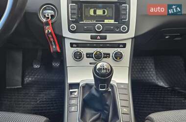 Купе Volkswagen CC / Passat CC 2012 в 