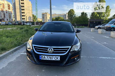 Купе Volkswagen CC / Passat CC 2010 в Вишневом