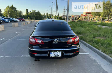 Купе Volkswagen CC / Passat CC 2010 в Вишневом