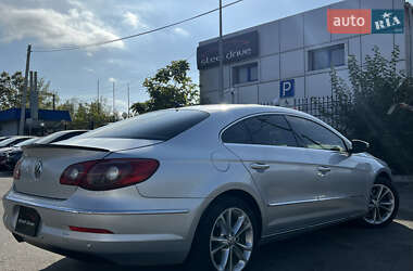 Купе Volkswagen CC / Passat CC 2008 в 
