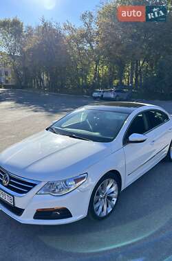 Купе Volkswagen CC / Passat CC 2011 в Львові