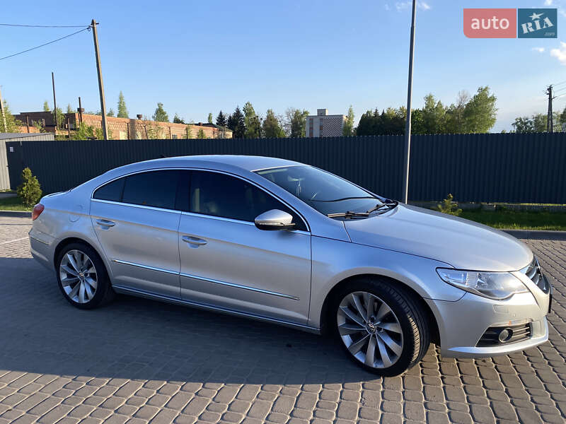 Volkswagen CC / Passat CC 2011