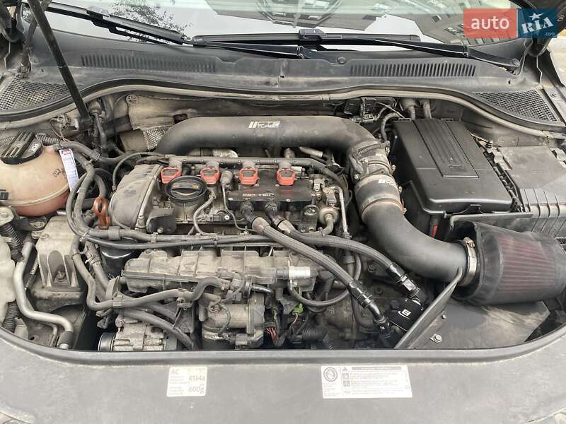 Купе Volkswagen CC / Passat CC 2011 в Києві фото 17 Купе Volkswagen CC / Passat CC 2011 в Києві