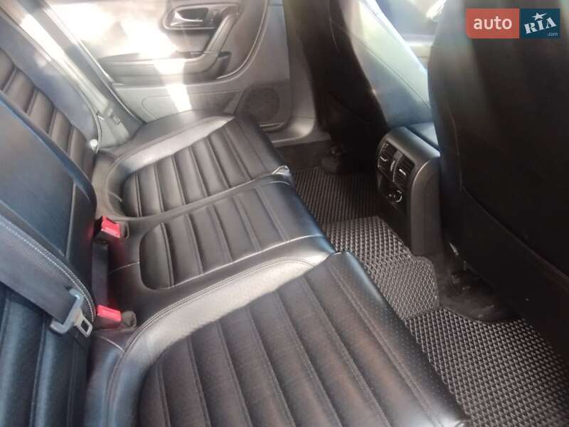 Купе Volkswagen CC / Passat CC 2012 в Полтаве