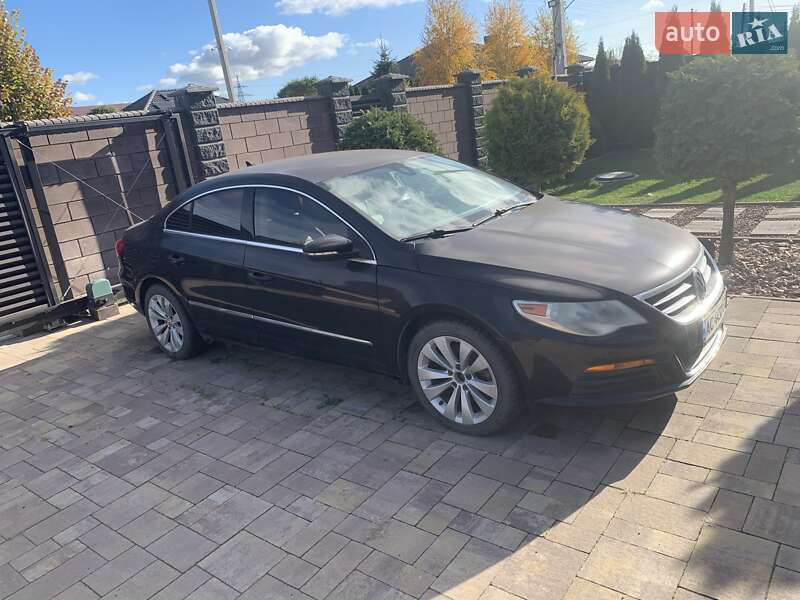 Купе Volkswagen CC / Passat CC 2010 в Луцьку