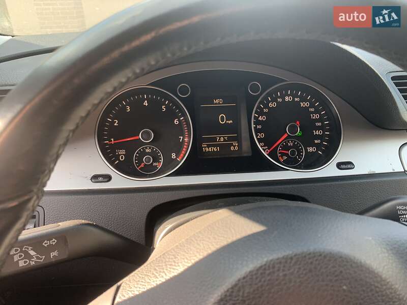 Купе Volkswagen CC / Passat CC 2010 в Луцьку