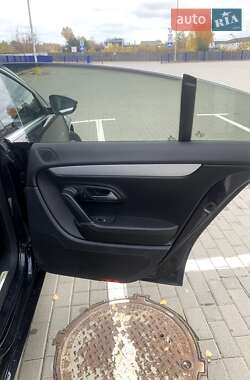 Купе Volkswagen CC / Passat CC 2012 в 