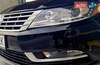 Купе Volkswagen CC / Passat CC 2012 в Черновцах