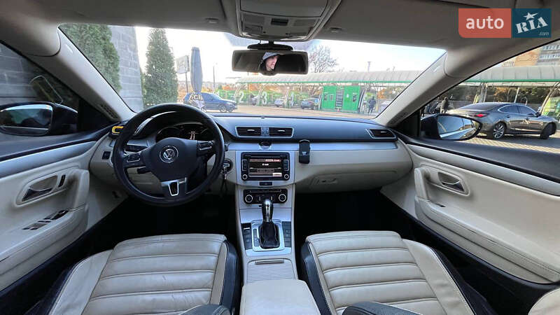 Купе Volkswagen CC / Passat CC 2011 в Кропивницькому