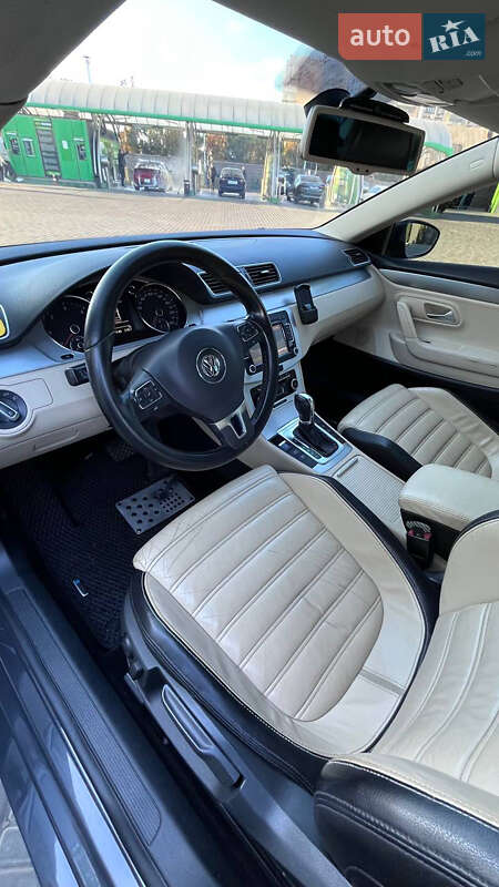 Купе Volkswagen CC / Passat CC 2011 в Кропивницькому