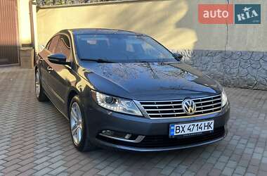 Купе Volkswagen CC / Passat CC 2014 в Чернівцях