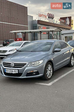 Купе Volkswagen CC / Passat CC 2010 в Киеве