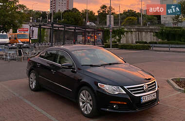 Купе Volkswagen CC / Passat CC 2009 в Ужгороді