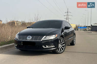 Купе Volkswagen CC / Passat CC 2012 в Киеве