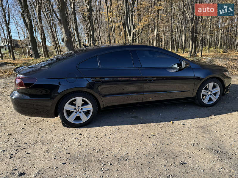 Купе Volkswagen CC / Passat CC 2015 в Виннице
