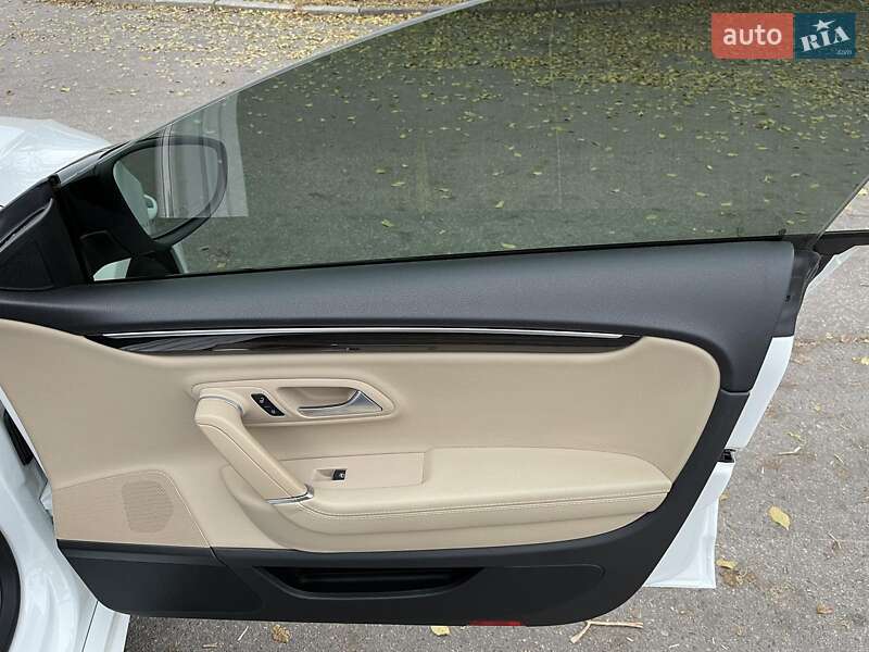 Купе Volkswagen CC / Passat CC 2016 в Харькове