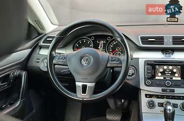 Купе Volkswagen CC / Passat CC 2013 в Львове