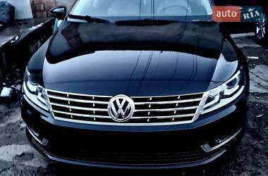 Купе Volkswagen CC / Passat CC 2012 в Чернівцях