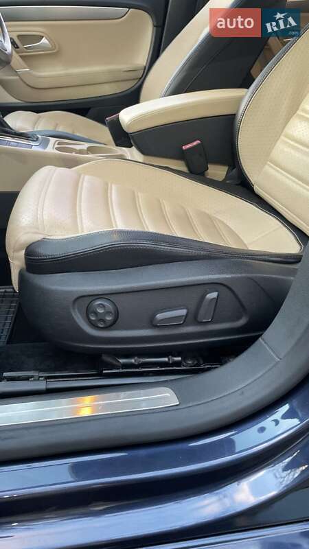 Купе Volkswagen CC / Passat CC 2012 в Одессе