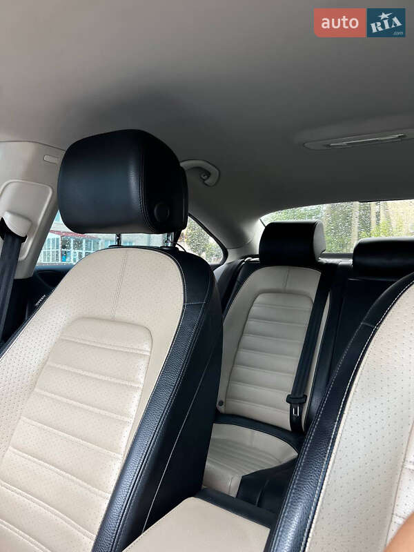 Купе Volkswagen CC / Passat CC 2014 в Киеве