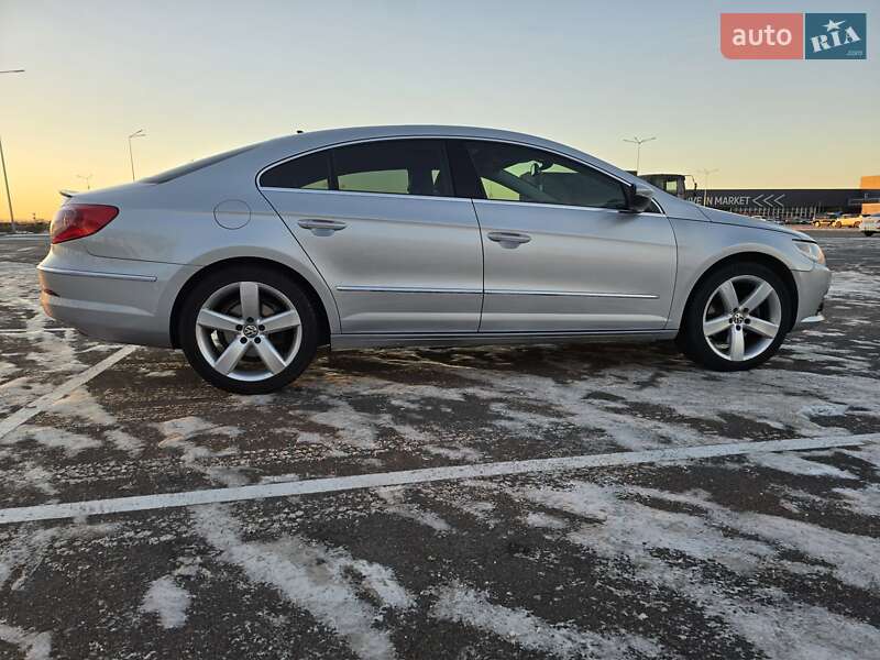 Купе Volkswagen CC / Passat CC 2011 в Днепре