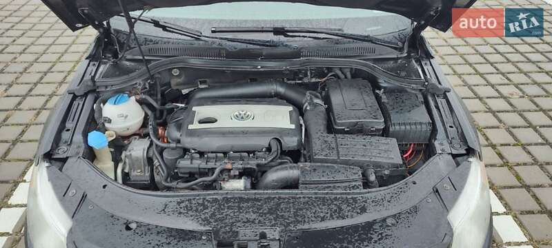Купе Volkswagen CC / Passat CC 2011 в Полтаве