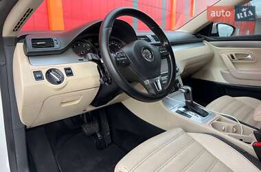 Купе Volkswagen CC / Passat CC 2010 в 