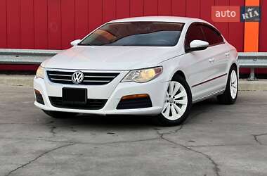 Купе Volkswagen CC / Passat CC 2010 в 