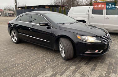 Купе Volkswagen CC / Passat CC 2012 в Киеве