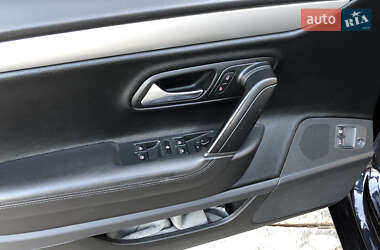 Купе Volkswagen CC / Passat CC 2011 в 